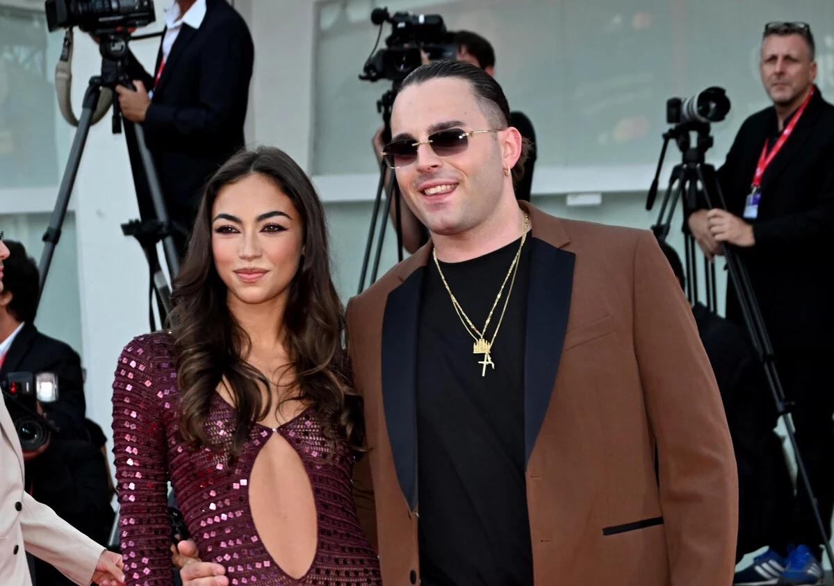 200 ufficiale il cantante si sposa data location e come sar224 il matrimonio pochissimi ospiti da Novella2000.it 200 ufficiale il cantante si sposa data location e come sar224 il matrimonio pochissimi ospiti