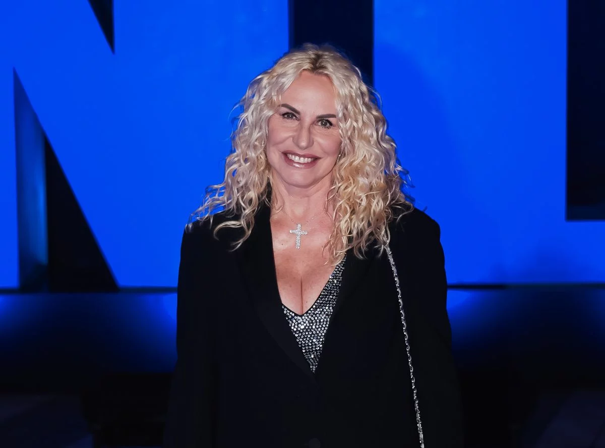quanto guadagna antonella clerici le cifre dietro il successo della conduttrice da Novella2000.it quanto guadagna antonella clerici le cifre dietro il successo della conduttrice