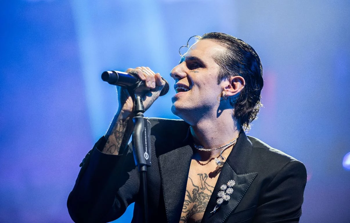 achille lauro per dondup prezzi da capogiro e polemica sulla taglia 40 da Novella2000.it achille lauro per dondup prezzi da capogiro e polemica sulla taglia 40
