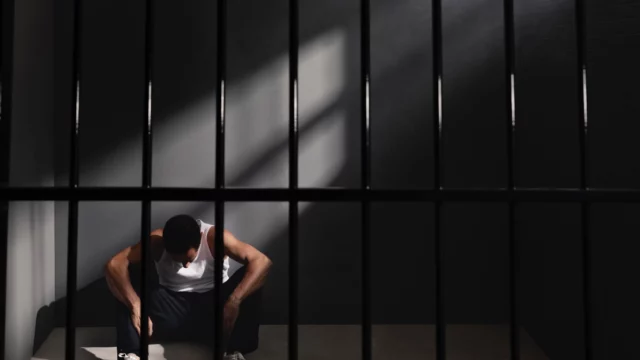 Drake Von in carcere per violenza domestica: chi è?