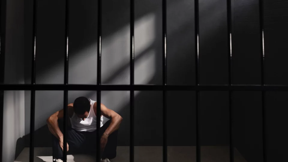 Drake Von in carcere per violenza domestica: chi è?