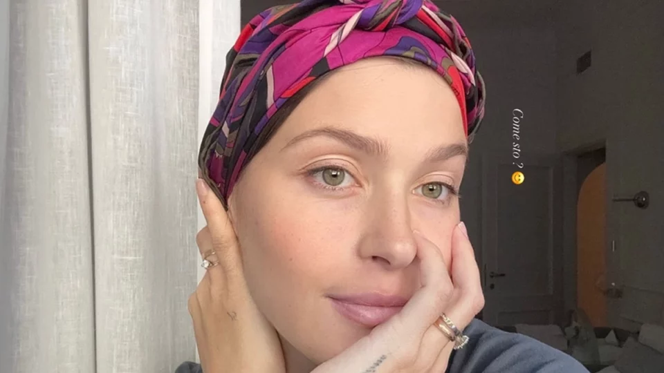 Natalia Paragoni al mare dopo la chemioterapia: le foto emozionanti con la figlia