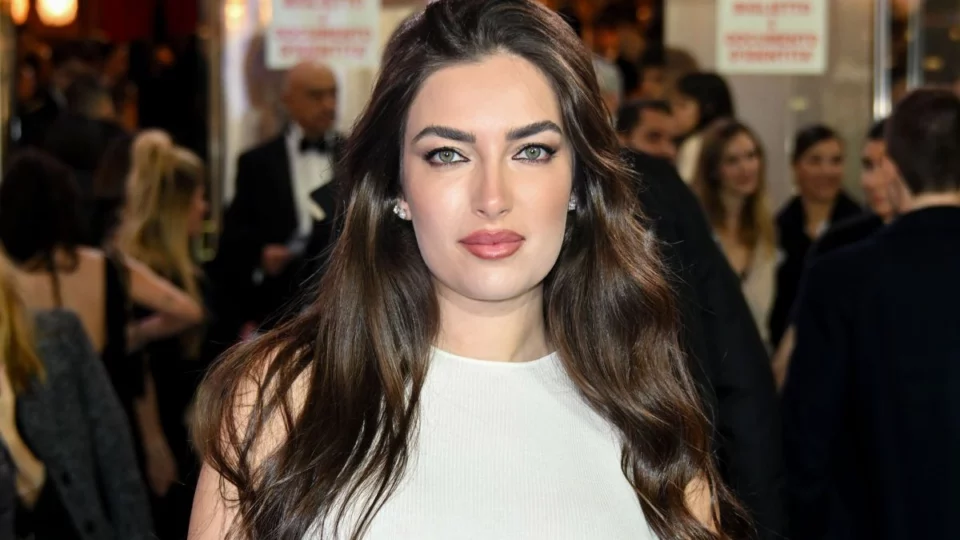 uomini e donne nilufar giordano tornati insieme video