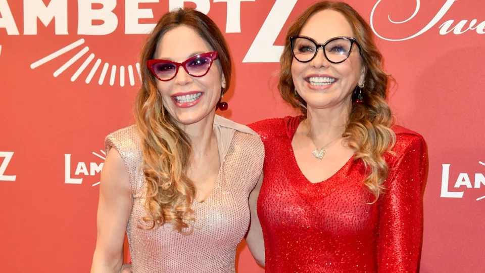 Ornella Muti e Naike Rivelli chiedono la cittadinanza russa