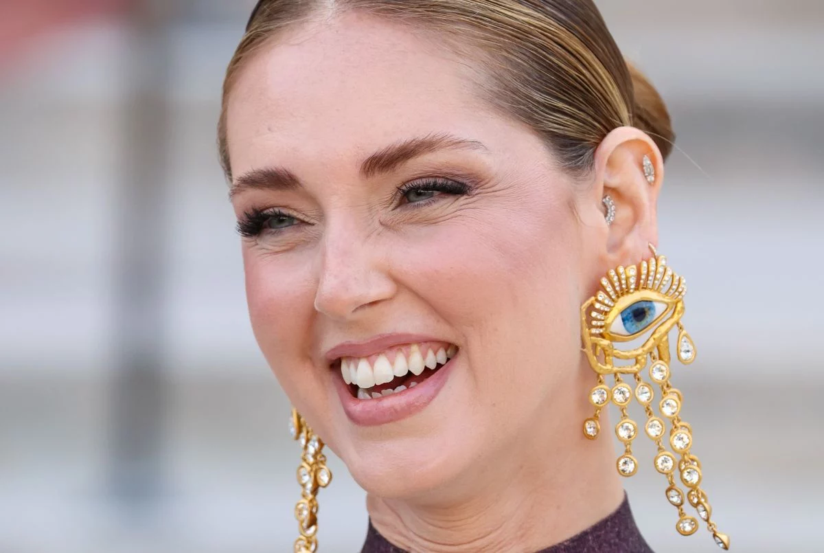 chiara ferragni vacanza in compagnia sul lago di como quanto costa una notte nell8217hotel passalacqua da Novella2000.it chiara ferragni vacanza in compagnia sul lago di como quanto costa una notte nell8217hotel passalacqua