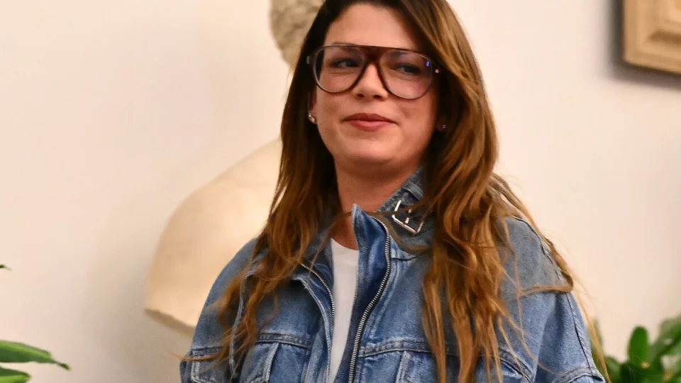 emma marrone specchio