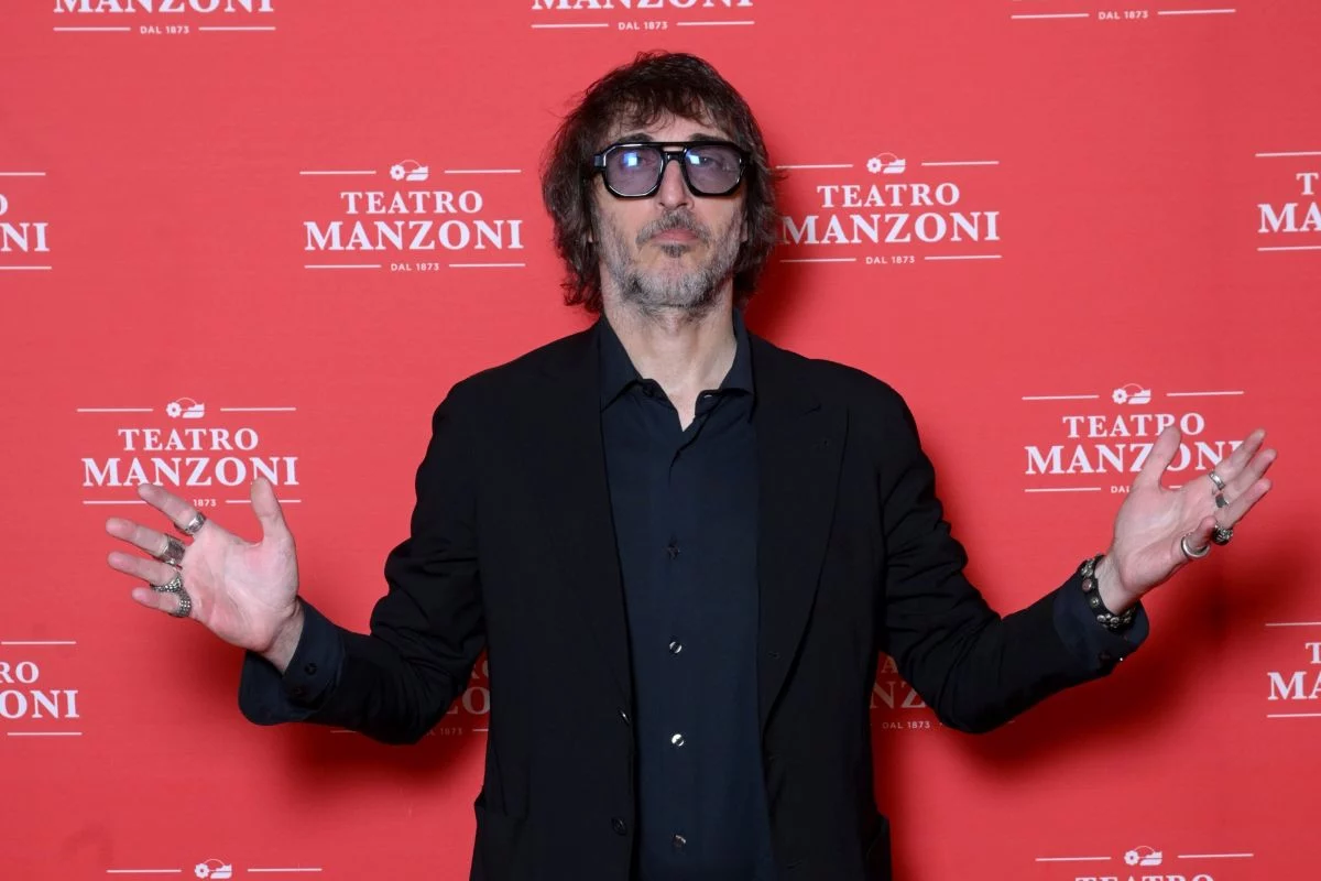 mediaset aveva bandito il trash da italia 1 e ora ci porta cruciani il paradosso che nessuno ha il coraggio di dire da Novella2000.it mediaset aveva bandito il trash da italia 1 e ora ci porta cruciani il paradosso che nessuno ha il coraggio di dire
