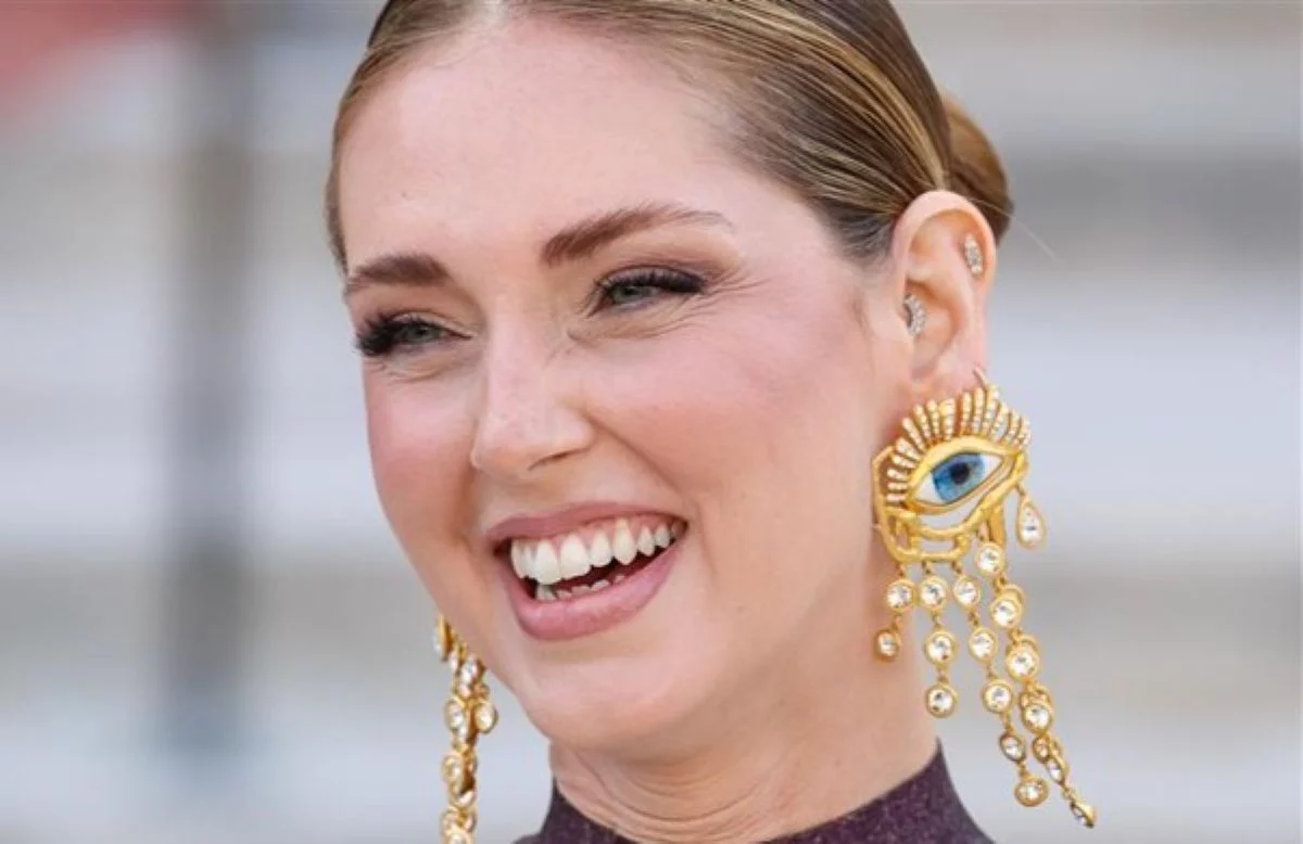 ora mi capisco di pi249 chiara ferragni parla a cuore aperto il video tiktok da Novella2000.it ora mi capisco di pi249 chiara ferragni parla a cuore aperto il video tiktok