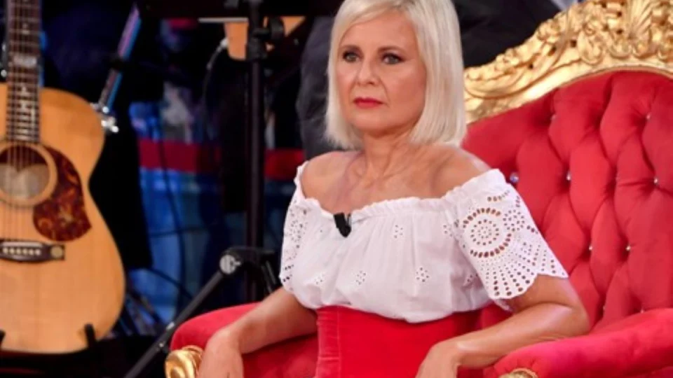 dove vive antonella elia